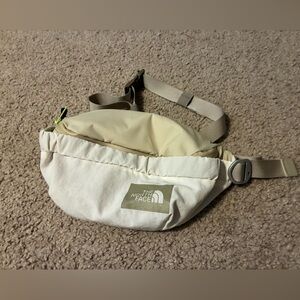 Northface Mountain Lumbar Pack